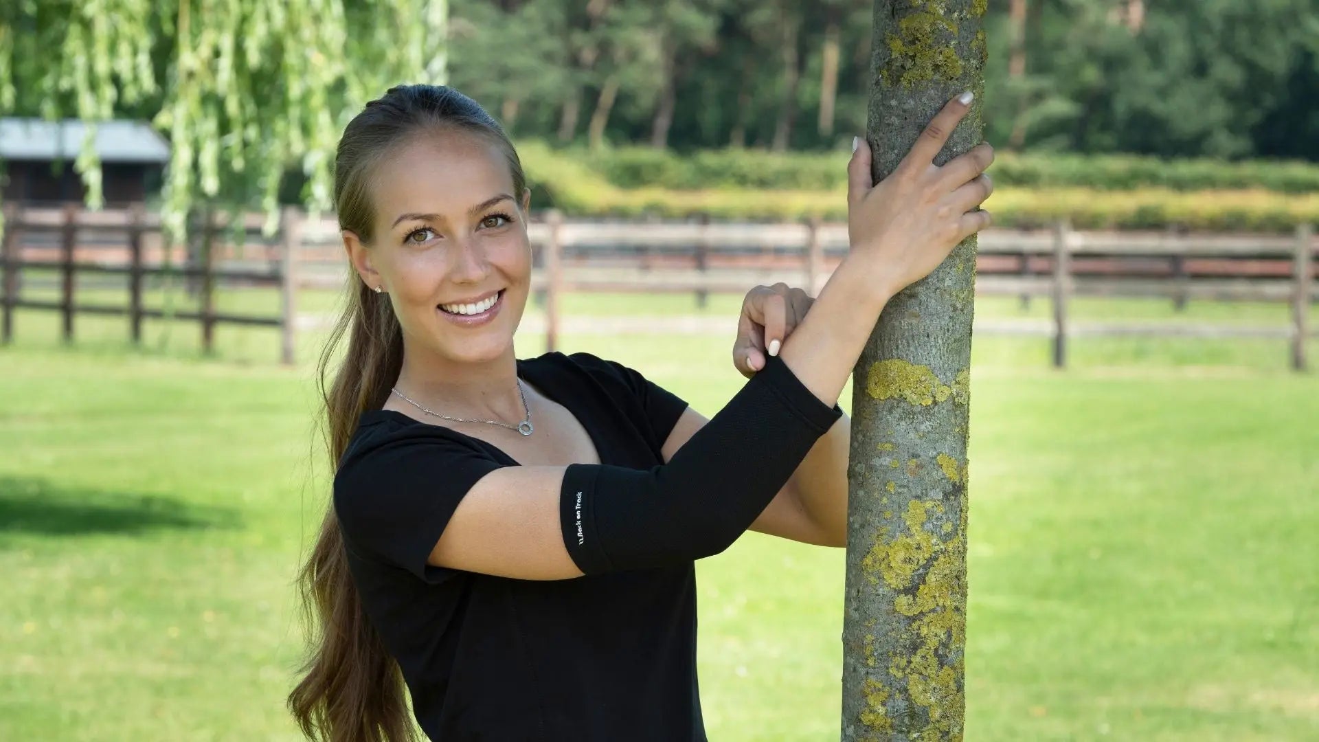 Vaatteet, Suojat ja muut tuotteet - Back on Track Suomi
