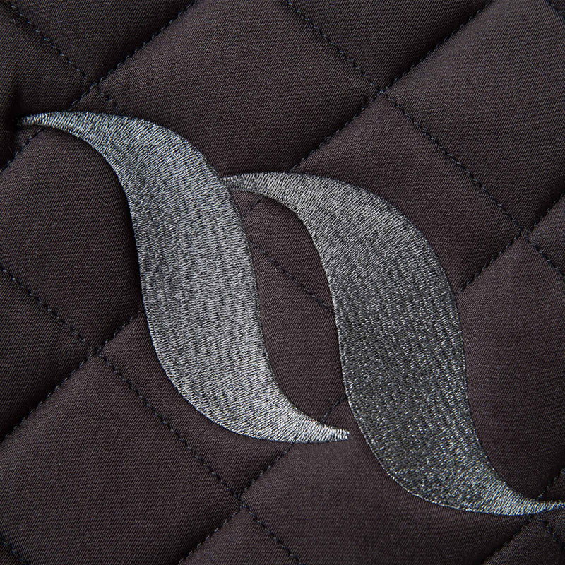 Embroidery Collection Estehuopa, LIMITED EDITION, Musta - Back on Track Finland